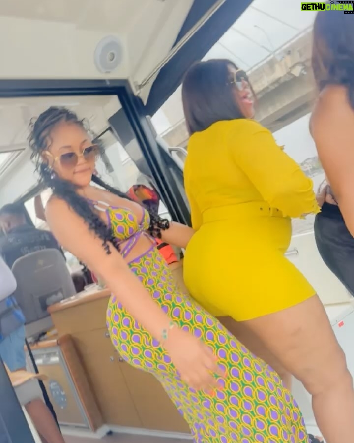 Nwaoha Chioma Blessing - 64.3K Likes - Sailing through the Waves 🌊 of Freedom 💃💕……. Giving my kids all the Treats they Deserve 😘.
Slide 2 . Zowi said “ Ama Love can we Twerk “ ?
Ama Love “ Yes Naw “ . We can 💃💃💃💃💃