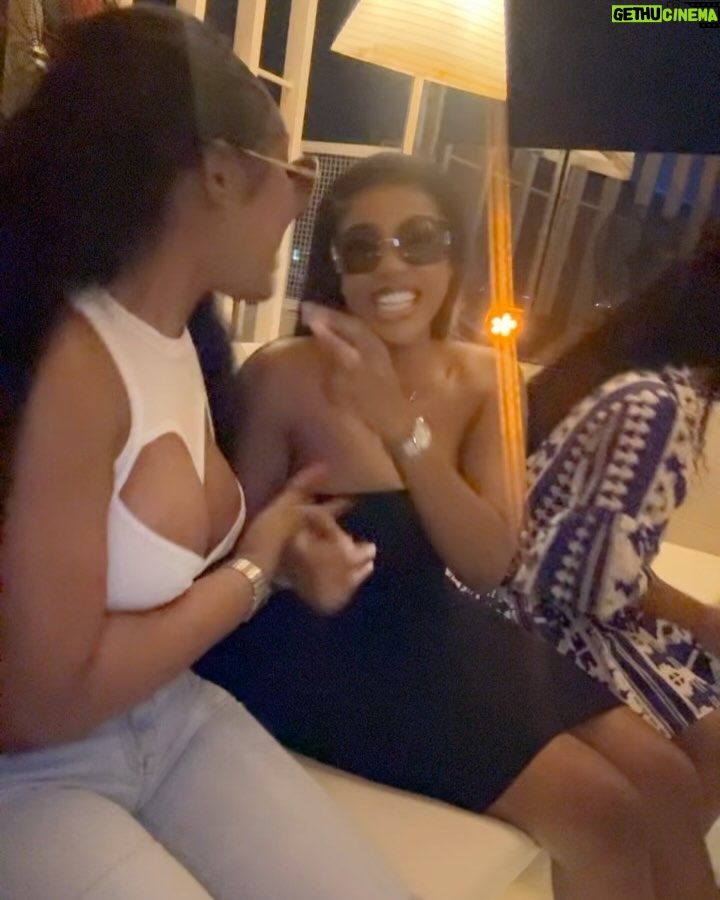 Nwaoha Chioma Blessing - 111.2K Likes - Vibes higher than Skyscrapers 🎉……
My Uche😘 @uchemontana
and my blood @victor.nwaoha_
❤️❤️❤️❤️❤️❤️❤️❤️❤️❤️❤️