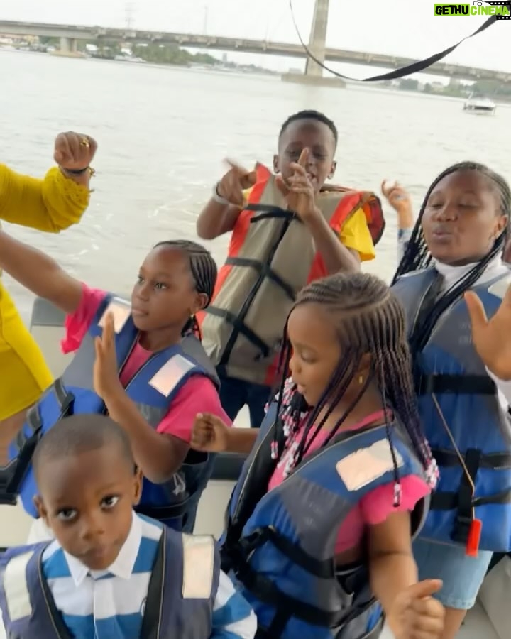 Nwaoha Chioma Blessing - 64.3K Likes - Sailing through the Waves 🌊 of Freedom 💃💕……. Giving my kids all the Treats they Deserve 😘.
Slide 2 . Zowi said “ Ama Love can we Twerk “ ?
Ama Love “ Yes Naw “ . We can 💃💃💃💃💃