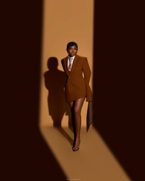 Omowumi Dada Instagram - Life is too short to say No to this Hawt chocolate š„ āļø
How do you like your chocolate?š¤
Sizzling hot or cold and creamy?š„µ
Suit @julyetpeters
Stylist @styledbyseun
Mua @priceless_signatures
Photo @ayo.makinwa
#omowunmidada #childofgrace #actor #leadinglady #brown #chocolate #fashion