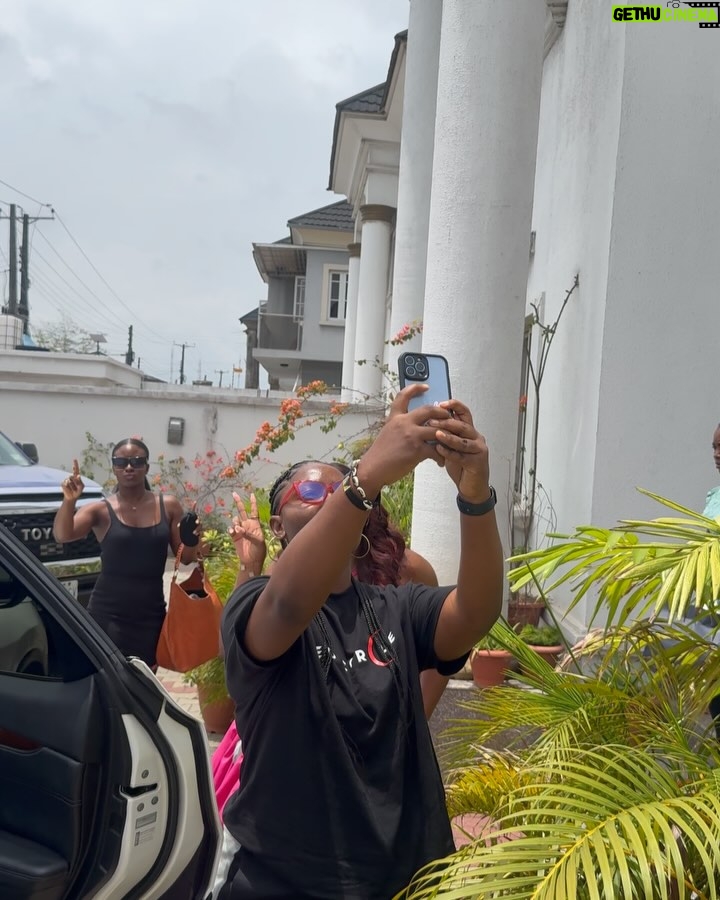 Omowumi Dada - 83.5K Likes - The love has been overwhelming after I made the last post about the surgery. With a heart full of Gratitude I say Thank you to everyone for your love , kindness and prayers. 

Here is a recap of how my April went🥰🥰🥰

2. Checked into the Hospital the night before surgery
3. Breakfast at the hospital 
4. It’s a struggle coming down the stairs.It was at this point I knew I wasn’t strong for wakabout
5. Made it to “I Said What I Said” interview 
6. RED CIRCLE SHenanigans with @folustorms @noraawolowo ⭕️
7. Smiling through the pain
8. Enroute hospital for post surgery check 
9. happy Easter
10. I say I must go to church
11. What’s life without good friends 
12. STILL I RISE 💪🏾 

#omowunmidada #childofgrace #champion #anklesurgery
