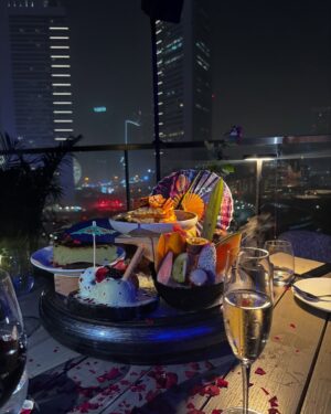 Paola Saulino Instagram - Dubai Doha - Doha Dubai #recent
