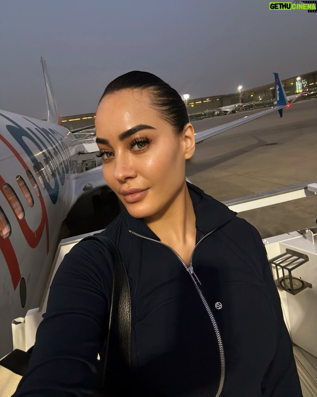 Paola Saulino - 11.8K Likes - Doha Dump 🇶🇦
And the 80% of pic made are not here 😅
#doha #toomanypics #dump #unposted #qatarinstagram #needpart2now #loveqatar🇶🇦