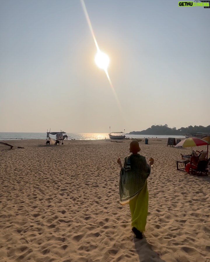 Pardis Ahmadieh - 64K Likes - Paradise in my hand, Pardis by the sea⦠and Goa looking like a dream. āļøš
š· @mona_alavi š¤
#paradise #goa #beach #sun #travel #solotravel #love #peace #india #indiapictures #colorful