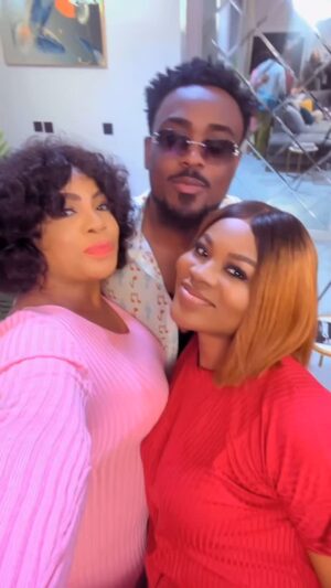 Paschaline Alex Instagram - Guys! Consider this a humble appeal 🙏🏽.
Share our new movie BREAKING FREE on BENITA ONYIUKE TV(youtube) to your friends and families.
Thank you Fam 
My bebe @calistaokoronkwo did a good film 🙏🏽