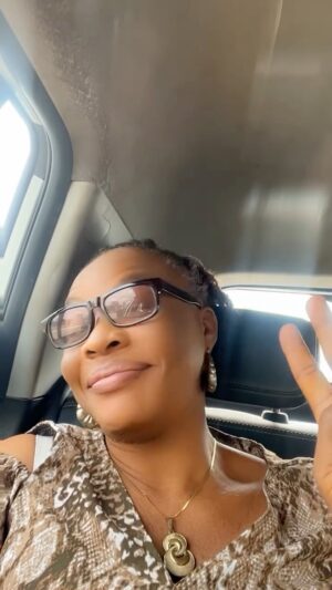 Paschaline Alex Instagram - My mum and grandma are in Lasgidi 💯 Claiming like nwa guy 💯 
#familytime 
I love it here
#postanddelete
#3generation
#igboamaka