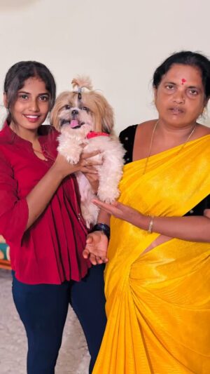 Pinky Gowda Instagram - Happy Mother’s day to my kind,Lovely and Caring Mother🌸🌍🙏🏻
Follow @bros__princess_6 
#brosprincess6 #pinkygowda6 #explore #kannadasongs #reelkarofeelkaro #reelitfeelit #foryou