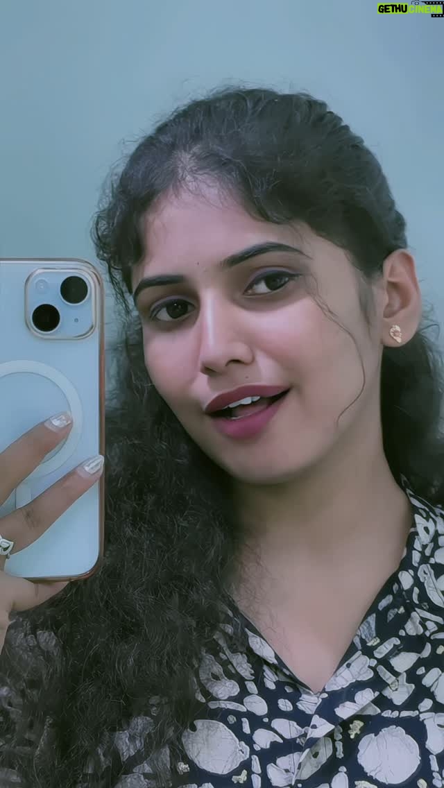 Pinky Gowda - 3 Likes - Follow @bros__princess_6
#brosprincess6 #pinkygowda6 #explore #kannadasongs #reelkarofeelkaro #reelitfeelit #foryou