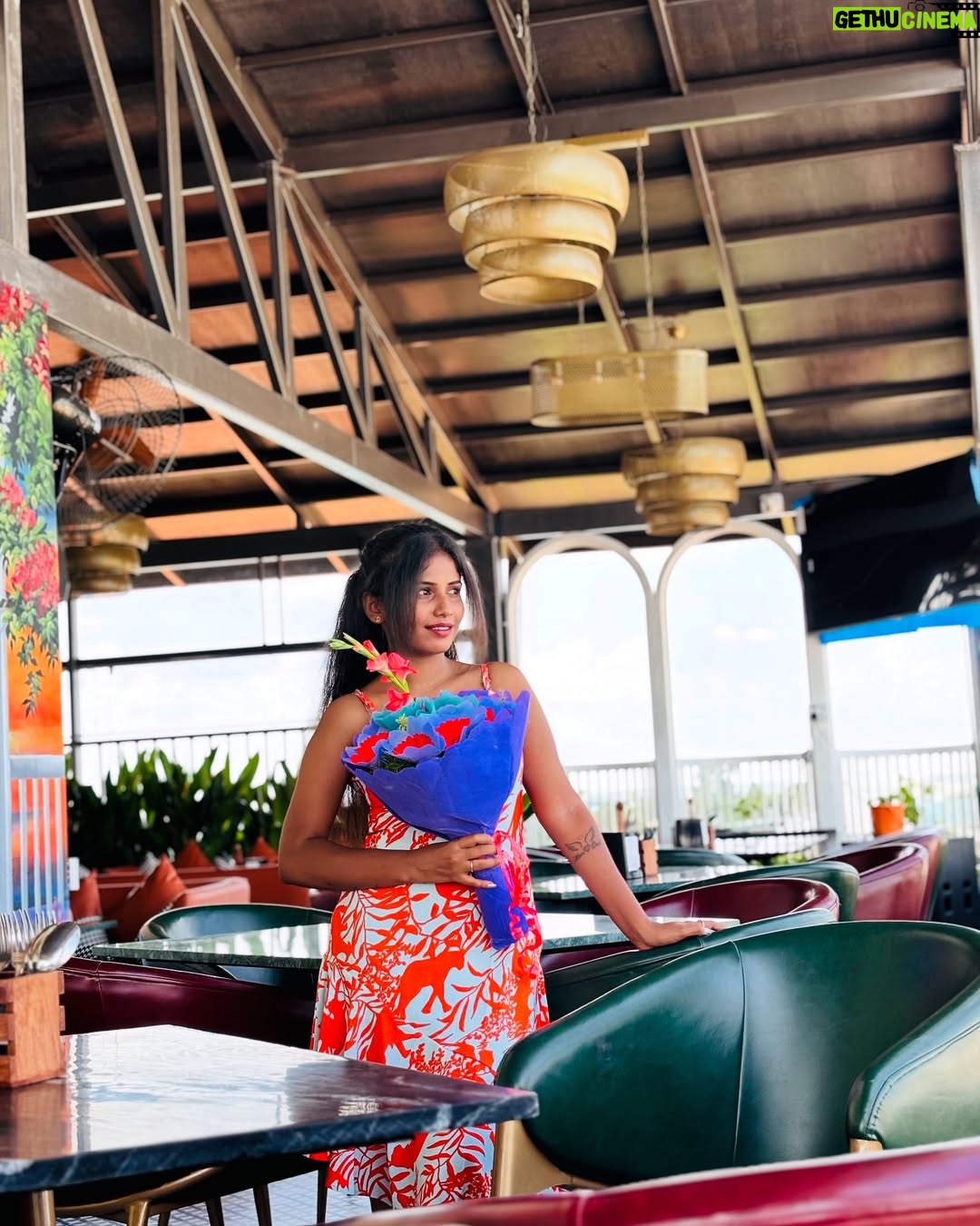 Pinky Gowda - 2.3K Likes - Cheers to Another Year🥂✨
#birthday #pinkygowda6 #brosprincess6 #explore