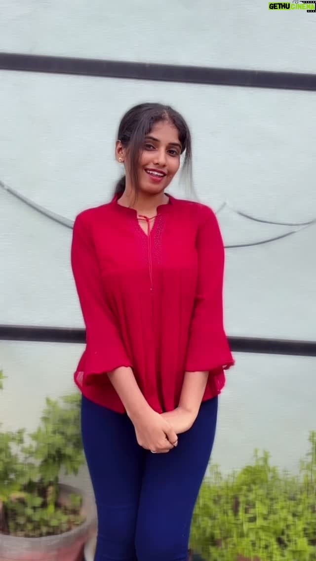 Pinky Gowda - 3 Likes - Follow @bros__princess_6
#brosprincess6 #pinkygowda6 #explore #kannadasongs #reelkarofeelkaro #reelitfeelit #foryou