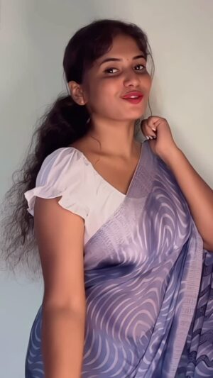 Pinky Gowda Instagram - Follow @bros__princess_6 
#brosprincess6 #pinkygowda6 #explore #kannadasongs #reelkarofeelkaro #reelitfeelit #foryou