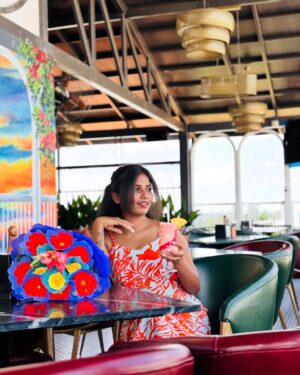 Pinky Gowda Instagram - Living lyf on my own terms🌸✨
Follow @bros__princess_6 
#pinkygowda6 #brosprincess6 #explore #foryou