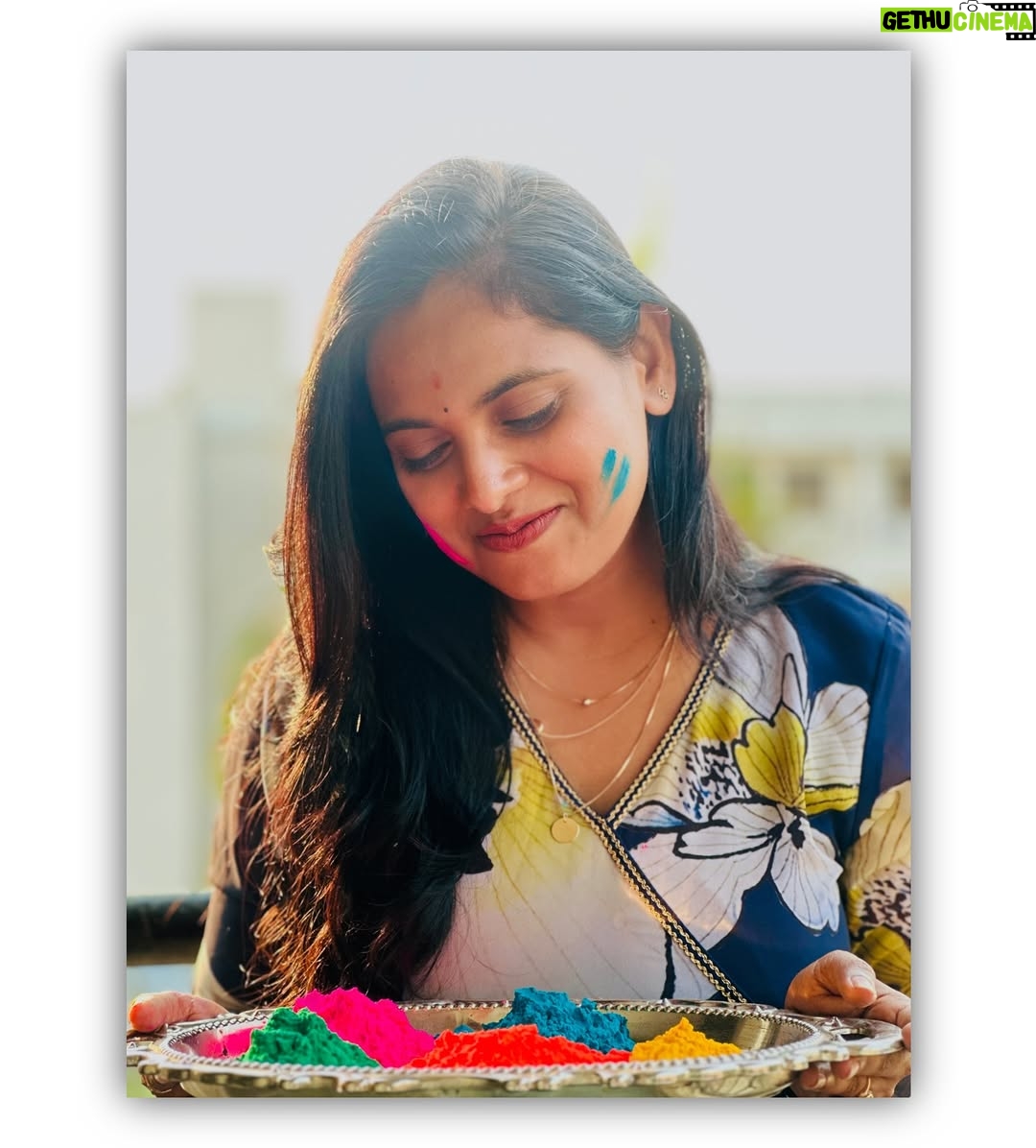 Pooja Sani - 12.7K Likes - Happy Holi 🌈
.
PC : @manohar_brahmavar
.
#poojasani #bornoninstagram