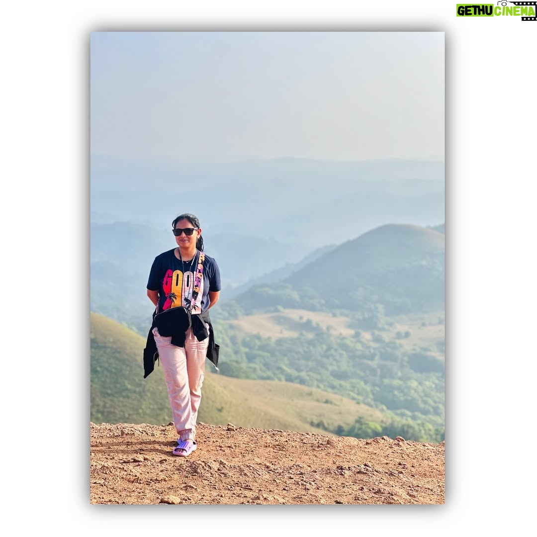 Pooja Sani - 6.9K Likes - 🏞️🛻🌅
.
#poojasani #bornoninstagram