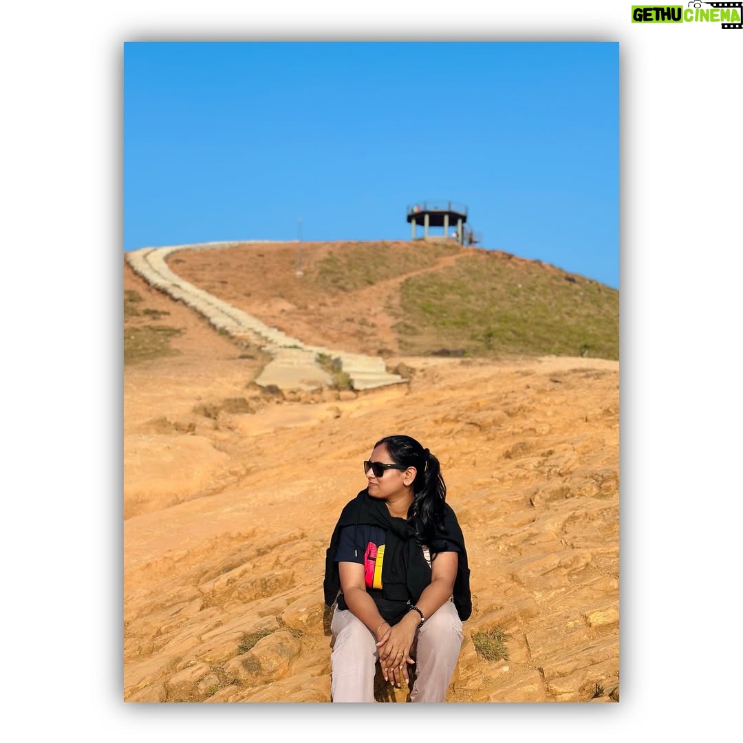 Pooja Sani - 6.9K Likes - 🏞️🛻🌅
.
#poojasani #bornoninstagram