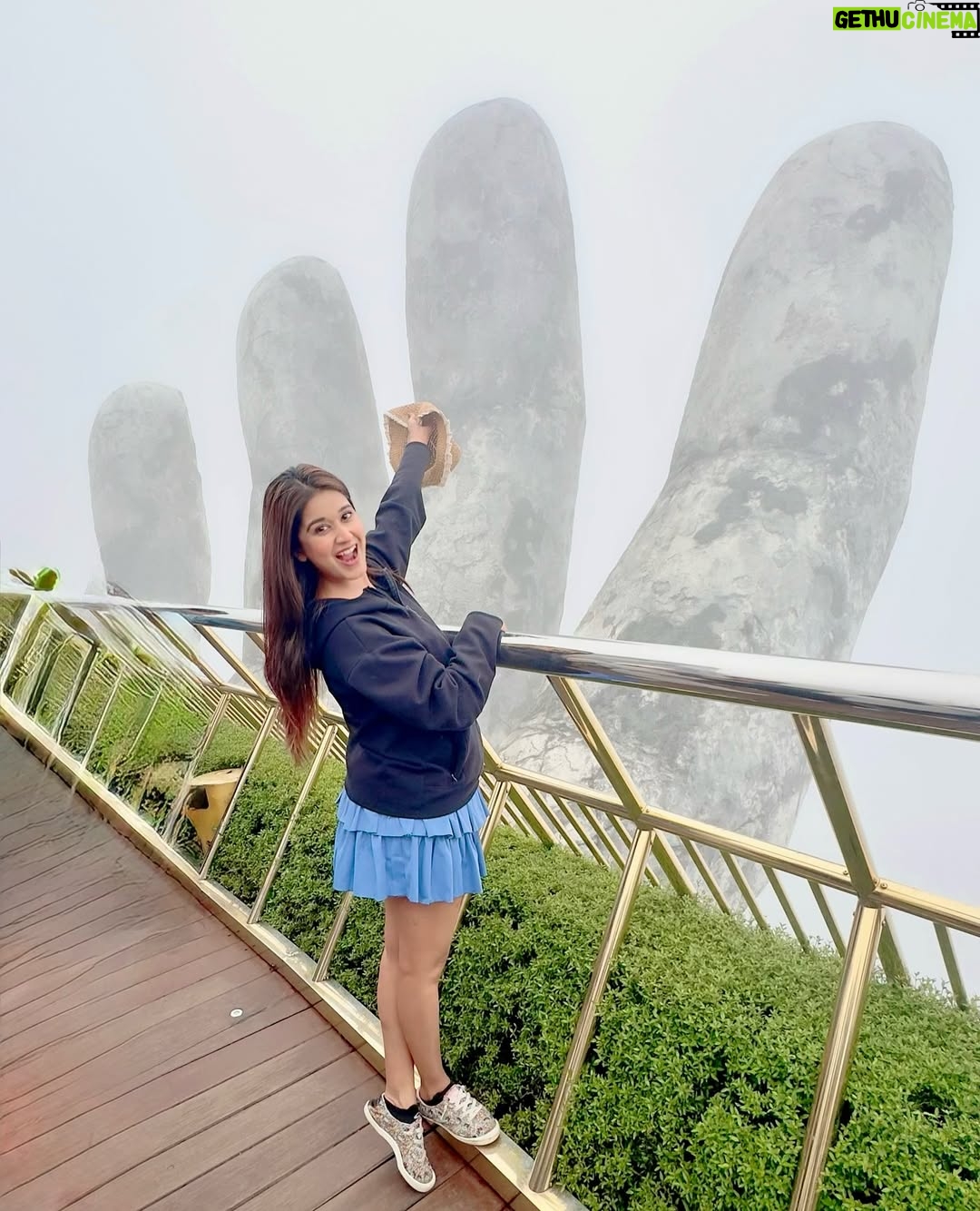 Prachi Bansal - 14K Likes - 🤍❤️🩹🤍
:
:
:
:
:
#instamood #mood #vietnam #photodump #potd #prachibansal