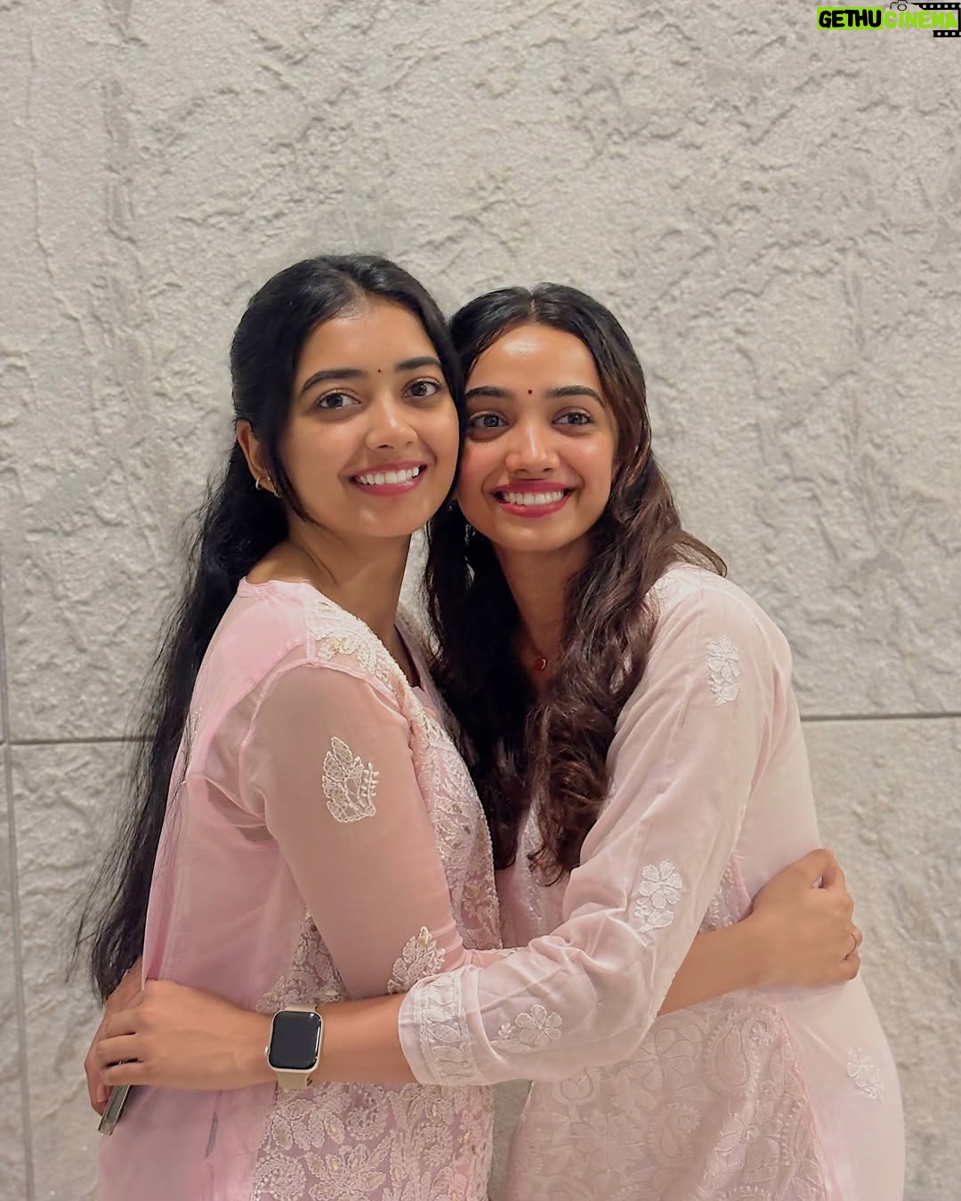 Preethi Pagadala - 502.8K Likes - Twinningggg 🌸🌸🌸