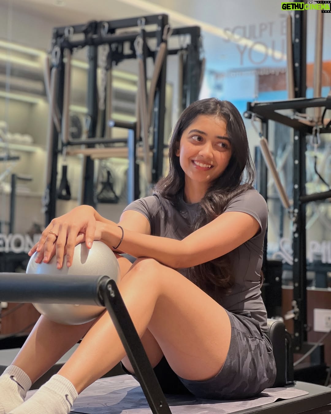 Preethi Pagadala - 59K Likes - Huge huge shoutout to @pilatesandbeyond.in for making me feel like superwoman after only a month and I highly recommend it to everyone it’s insane how much strength I’ve gained in such a short span of time and I LOVE ITTTT
.
.
.
(P.S not sponsored and truly coming from the bottom of my heart 🥹🫶🏼 love ya’ll @pilatesandbeyond.in )
.
.
Also a shoutout to @saanve.megghana for being a fire photographer hehe 🙈❤️