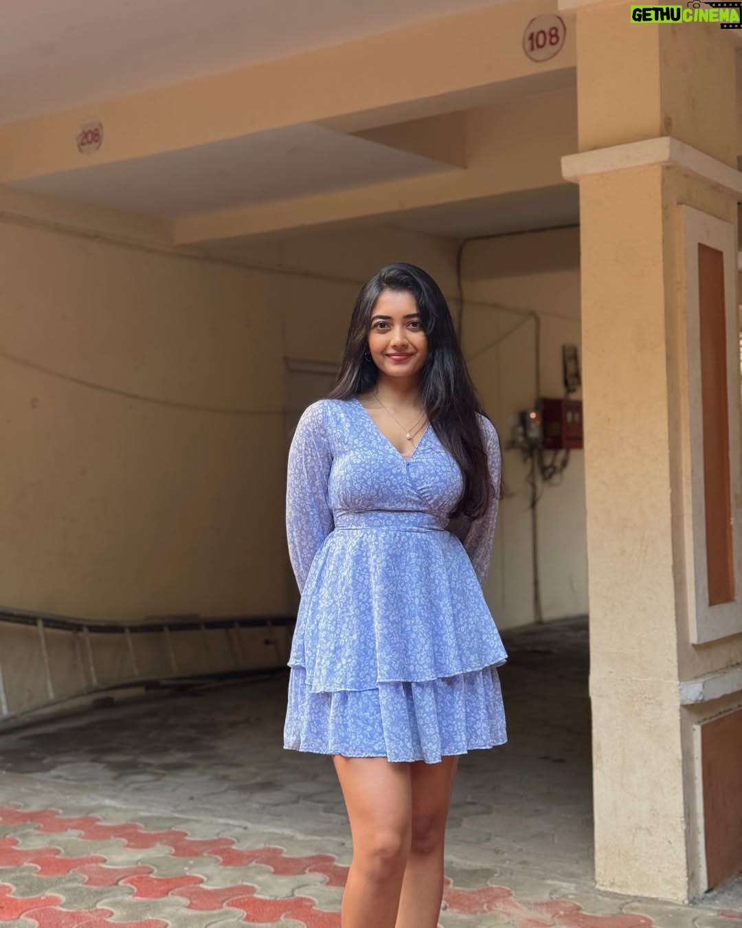 Preethi Pagadala - 86.5K Likes - A not so aesthetic Christmas post 🤪