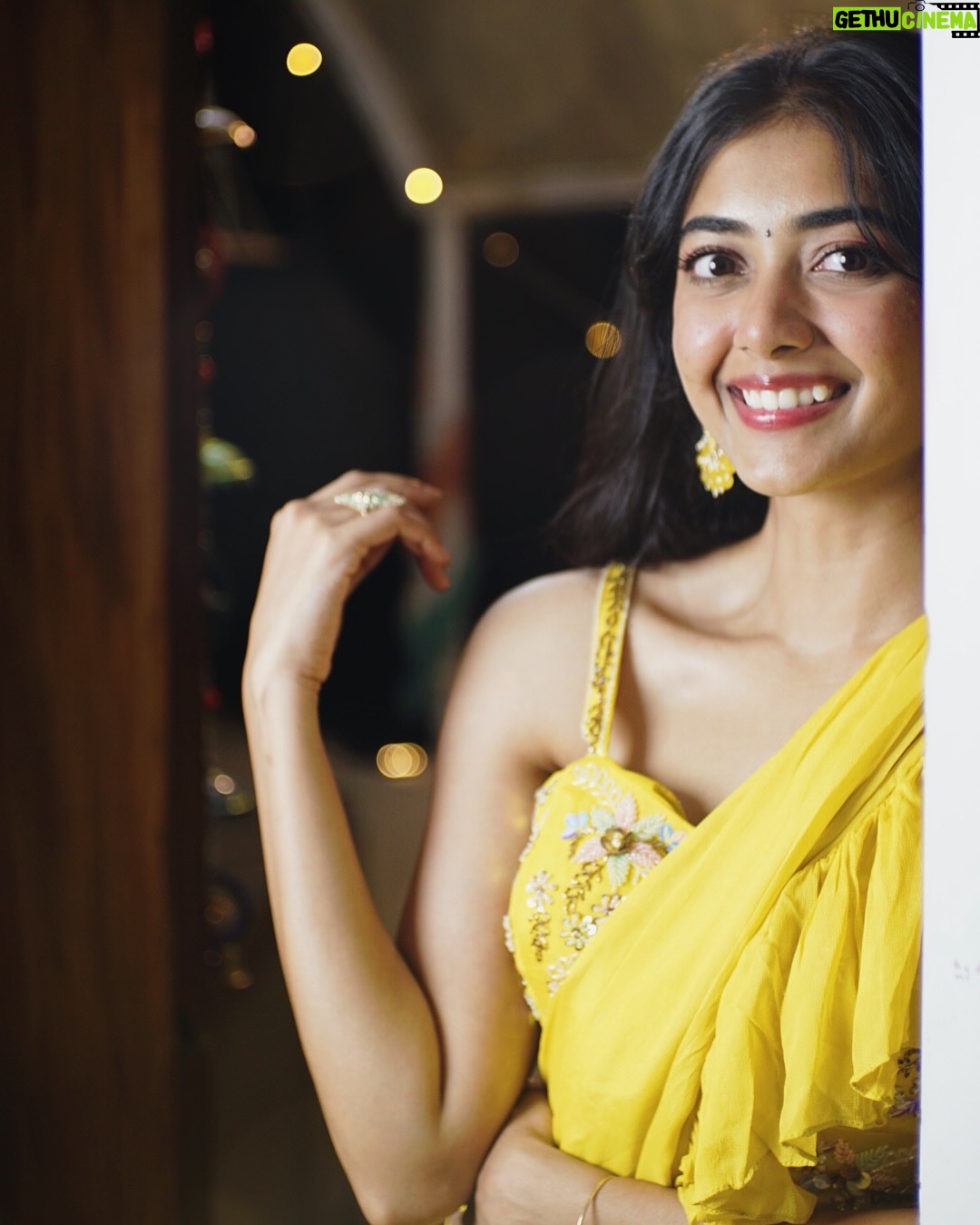 Preethi Pagadala - 29.8K Likes - 🌼🌼🌼
.
.
.
📸: @frameinsidetheframe
