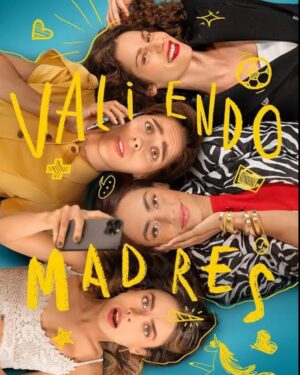 Priscila Faz Instagram - Hermanas… no todos los días se estrena una serie que escribiste. Es surreal ver las palabras que robaste de tu cerebro, que leíste en voz alta, que platicaste con las otras escritoras, que recibieron notas de la productora, de la plataforma… y así en loop hasta ver que llegó a la pantalla y reconocer tus diálogos. Está loquísimo… y muy, muy chingón.

Ahora, se preguntarán qué tiene que ver una foto en bikini con todo esto. Y la verdad: nada. Como ya me habían dicho por ahí, la vida de guionista no es muy glamourosa.
Y como una foto mía, jorobada y con el ceño fruncido frente a Final Draft, recibiría dos likes, decidí mejor subir esta foto, mostrando piel, como diría Shakira.

Gracias a @anarascon y @andycortina_s por ser los mejores ejecutivos, al pan de hojaldre que, si fuera humano, sería @milimorfin y a mí por salir adelante en el juego del calamar que fue el proceso de escribir esta serie. Jajajaj ¡Que la gocen, hermanas!

¿Qué harían ustedes si encuentran a su hijo jugando con un dildo de colores que NO ES SUYO? 💥😱🦄

No se pierdan Valiendo Madres por @primevideomx