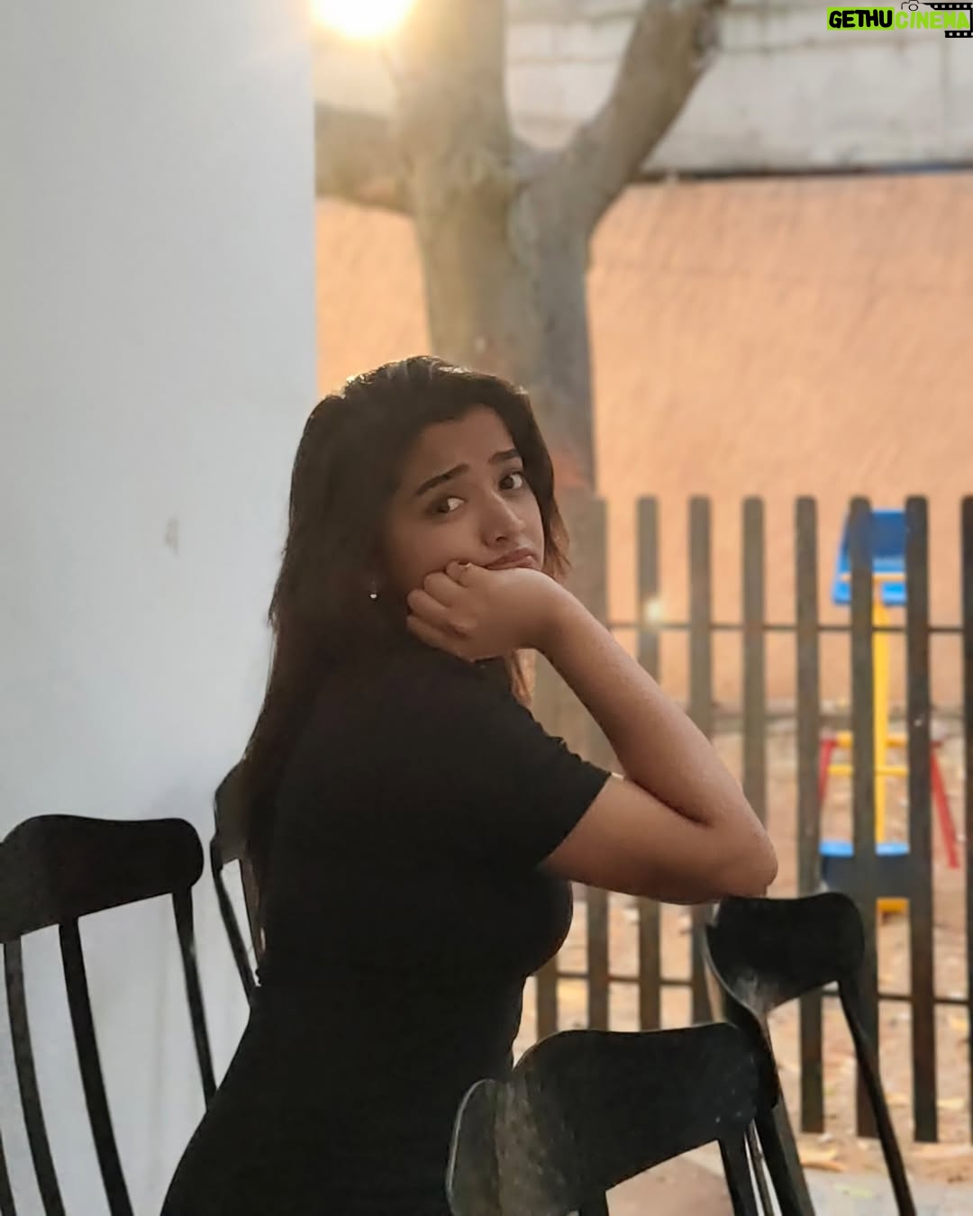 Priya J Achar - 12.1K Likes - ನಿನ್ನಿಂದ ತಾನೆ …♥️
.
.
.
#priyajachar #love.exe #favsong