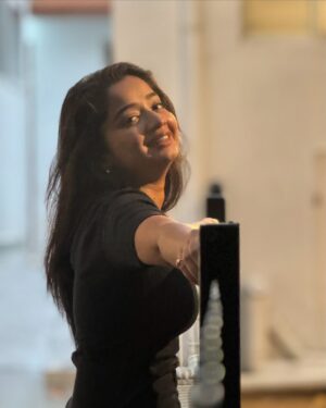 Priya J Achar Instagram - ನಿನ್ನಿಂದ ತಾನೆ …♥️
.
.
.
#priyajachar #love.exe #favsong