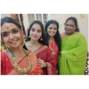 Priya J Achar Instagram - Congratulation 🏡 mintu @nisha_ravikrishnanoffl_ ನಿಮ್ಮ ಹೊಸ ಮನೆ ಯಾವಾಗಲೂ ಸಮೃದ್ಧಿಯಾಗಿರಲಿ 😊🧿🧿🧿