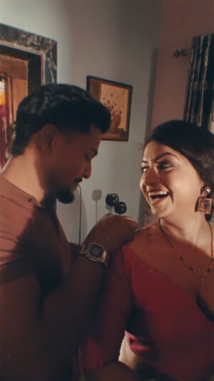 Priyanka Halder Instagram - Bahara.......Bahara......HuaAdil Pehli Bar Mein ❤️🧿
.
.
.
#actor #onset #priyankahalderofficial #priyankahalder
#adilmohamed #costumecutter #romantic