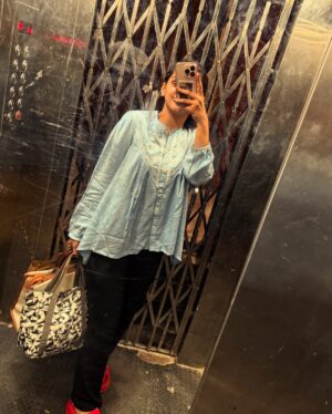 Rachana Mistry Instagram - Main apni hi madhubala hu! ♥️🤭💋🧿! 
.
.
.
.
#selfloveaboveall❤️ 
#GRATITUDE♥️
#BLESSED🙏🏻🧿