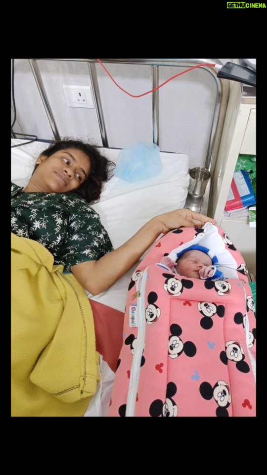 Rachu Suri - 14.5K Likes - ಎಲ್ಲಕ್ಕಿಂತ ಹೆಚ್ಚು ಪ್ರೀತಿ ಮತ್ತು ನೆಮ್ಮದಿ ಕೊಟ್ಟ ನನ್ನ ಪುಟ್ಟ ಜೀವ ನೀನು 🥹🌍🫂ನನ್ನ ಪುಟ್ಟು ದೇವತೆ ❤️🌍
Happy mothers day Amma🥺❤️🧿 Ninnast preethina nan jeevandalli yaru nang kottilla Bangara🥹🫂 adikke ninu nan amma🌍❤️ @pappa_girl_27 😘
#rachusuri