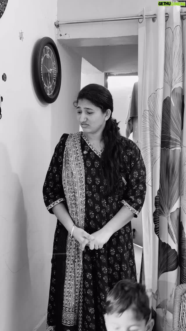 Rajani Shashikumar - 18.8K Likes - Che… 🤦🏼♀️…evathe gothagiddhu e maneli nange swalpanu bele ella antha 😒…
@shashikutty
#kannada #insta #reels #keepsupporting