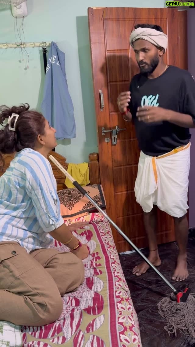Rajani Shashikumar - 184.2K Likes - Abhyasa bhala Yellodru bidalla 😇😂
@shashikutty
#kanada #insta #reels #keepsupporting