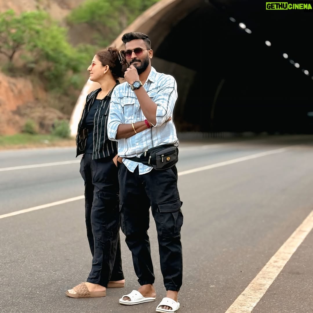 Rajani Shashikumar - 87.9K Likes - Life is short… make it sweetđŸŒ¼
@shashikutty
#kannada #insta #reels #keepsupporting