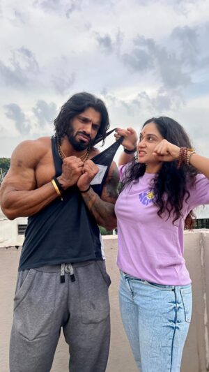 Rajini Instagram - ನಾನೇನೊ ಹೇಳಿದ್ರೆ ಇವನೇನೋ ಅಂದ್ಕೊಳದಂತೆ ಯಪ್ಪಾ 😆🤣😝🤪..
Alcohol is is injurious to health ❌
.
.
.
#comedy #funny #reelitfeelit #reelsinstagram #fun #reels #laugh #laughing