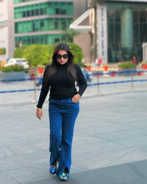 Rajini Lakshmish Instagram - Slay the day✨