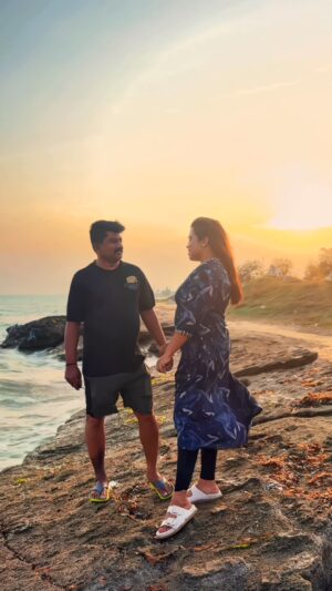 Rajini Lakshmish Instagram - Sunset and beaches ✨❤️🧿