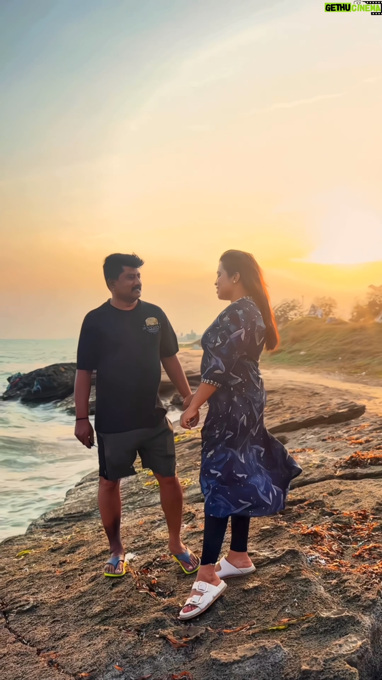 Rajini Lakshmish - 7.2K Likes - Sunset and beaches ✨❤️🧿