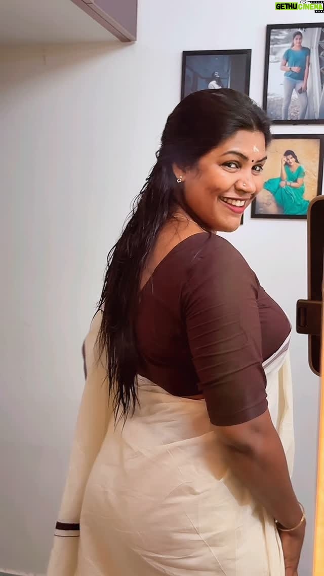 Rashmi Racchu - 25K Likes - Happy Vishu🖤💖