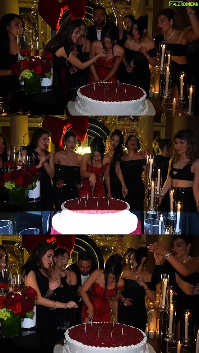 Rebecca Ghaderi - 128.1K Likes - ♥️
@mahipasha
@amirrezaakbari
@hananehcouture
@melikazeynali
@habib0160
@balloondesignbytina
@gigiscandlesoc
@nonnascuisine