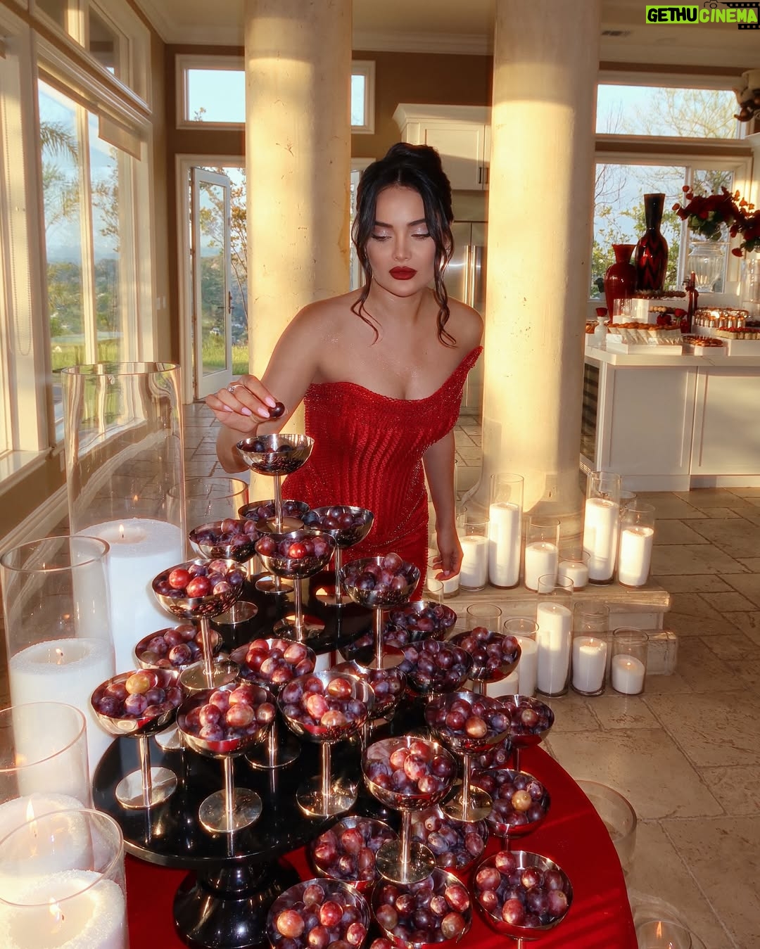Rebecca Ghaderi - 592K Likes - 27 ♥️
All designs & decorations by @mahipasha
@hananehcouture
@melikazeynali
@rl_footage
@amirrezaakbari
@gigiscandlesoc
@balloondesignbytina
@nonnascuisine
@habib0160