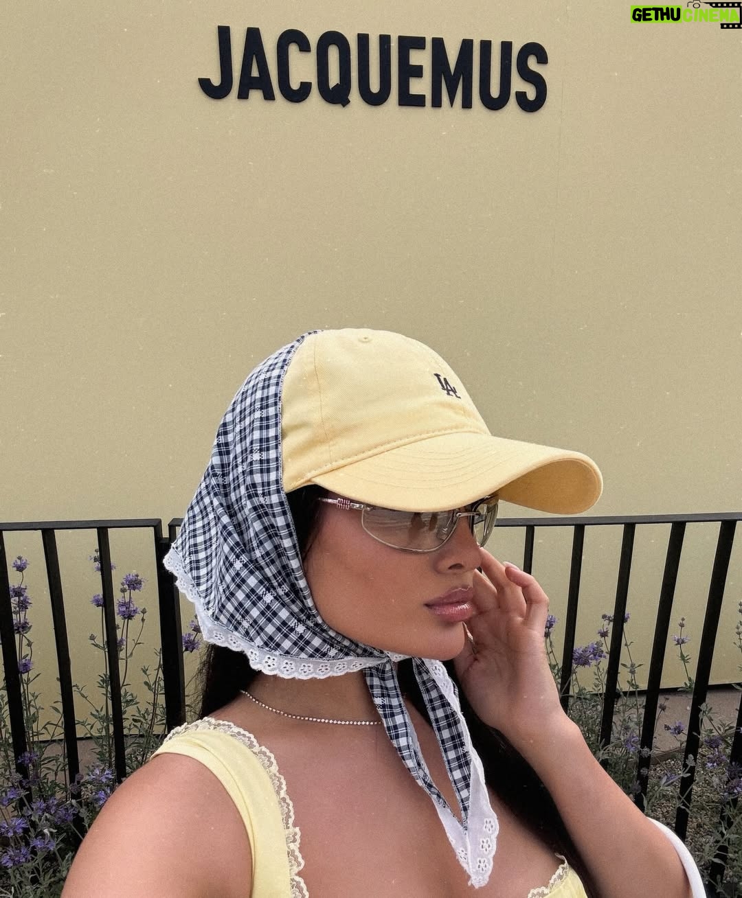 Rebecca Ghaderi - 186.3K Likes - Congratulations @simon_porte_jacquemus on the opening of the first @jacquemus boutique in LA! 💛🍌🍋
افتتاحیه اولین بوتیک jacquemus در لس آنجلس🌼