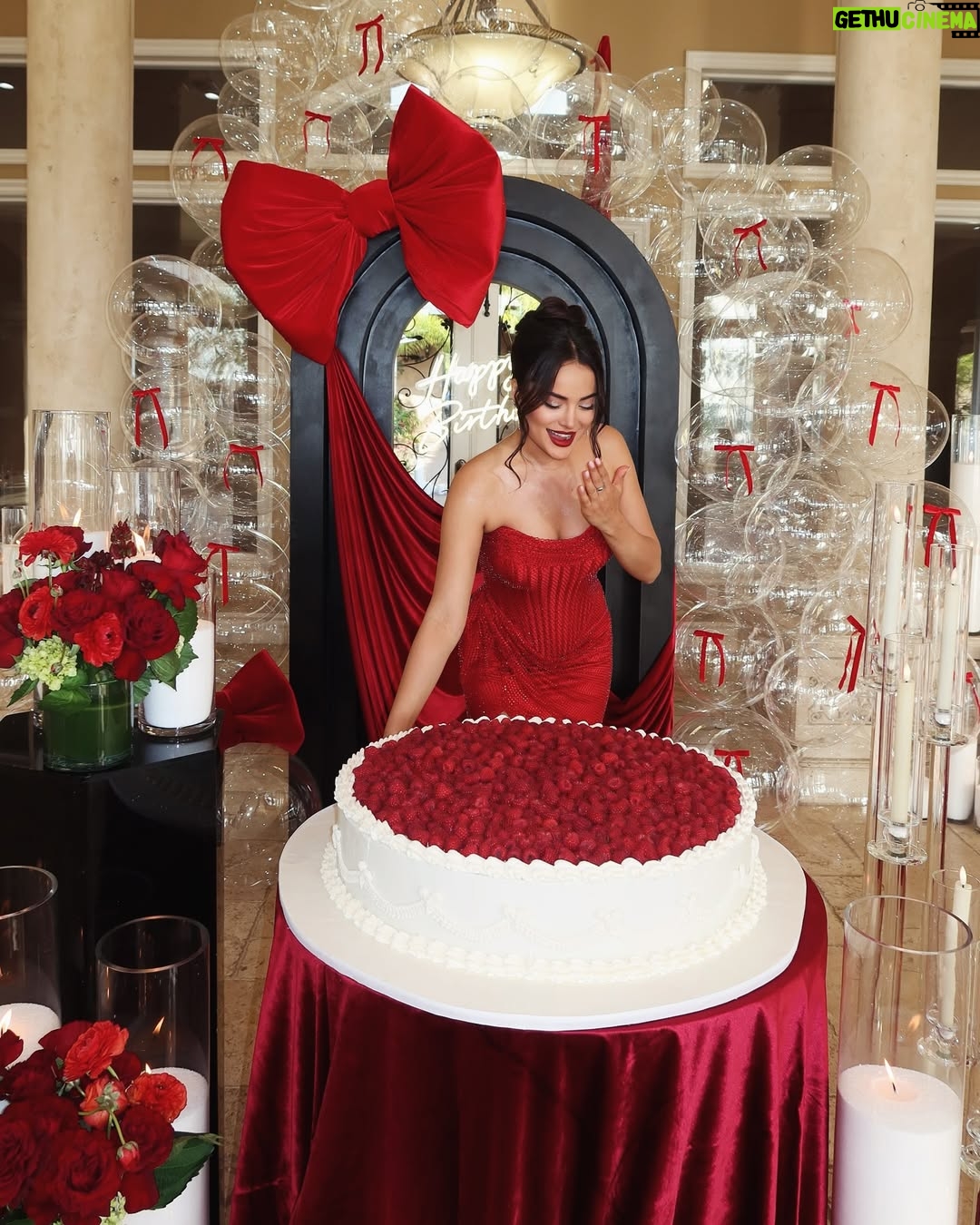 Rebecca Ghaderi - 592K Likes - 27 ♥️
All designs & decorations by @mahipasha
@hananehcouture
@melikazeynali
@rl_footage
@amirrezaakbari
@gigiscandlesoc
@balloondesignbytina
@nonnascuisine
@habib0160