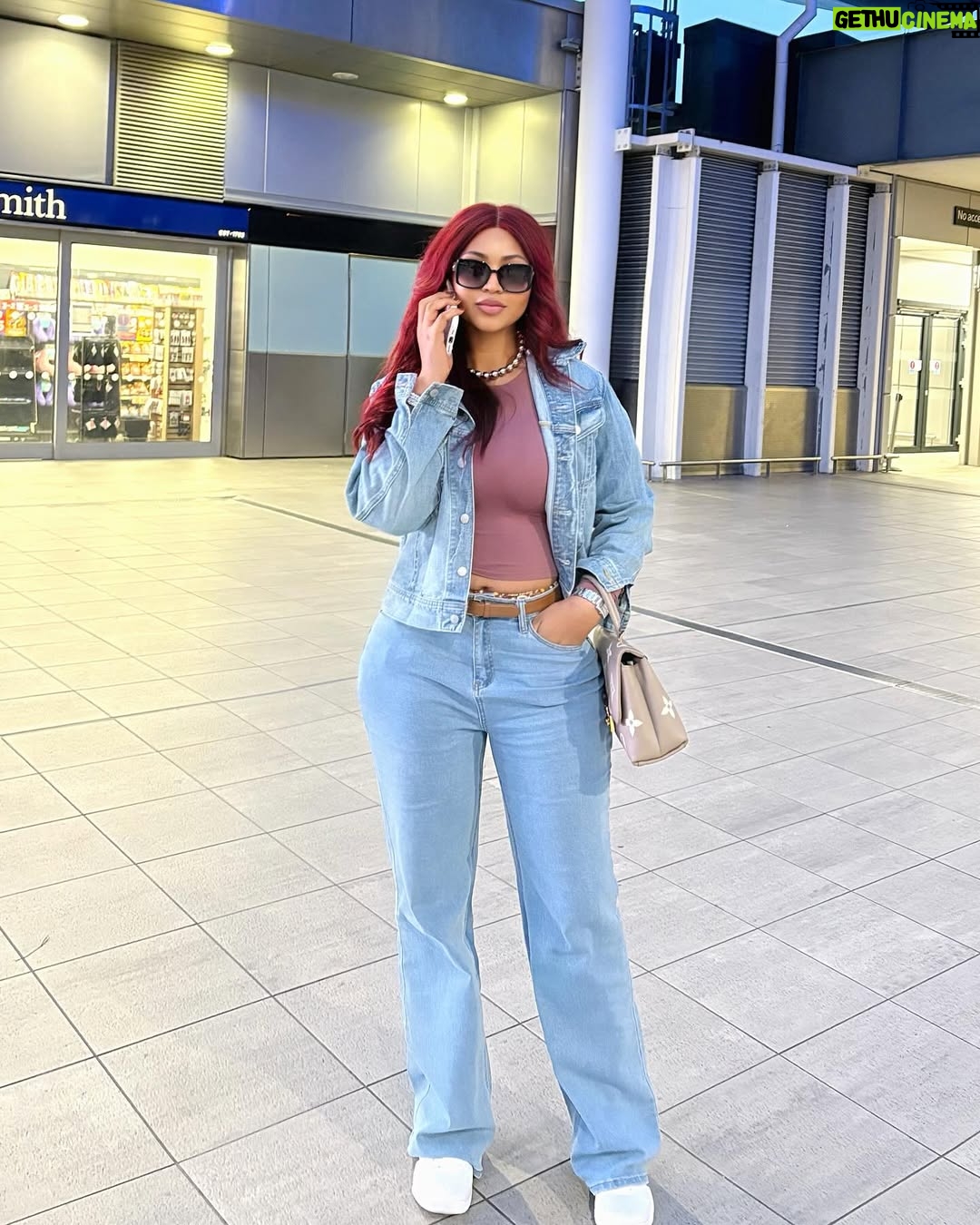 Regina Daniels - 221.1K Likes - In London for the premiere of the movie THE WAITER and it’s a blast already ! 🤩