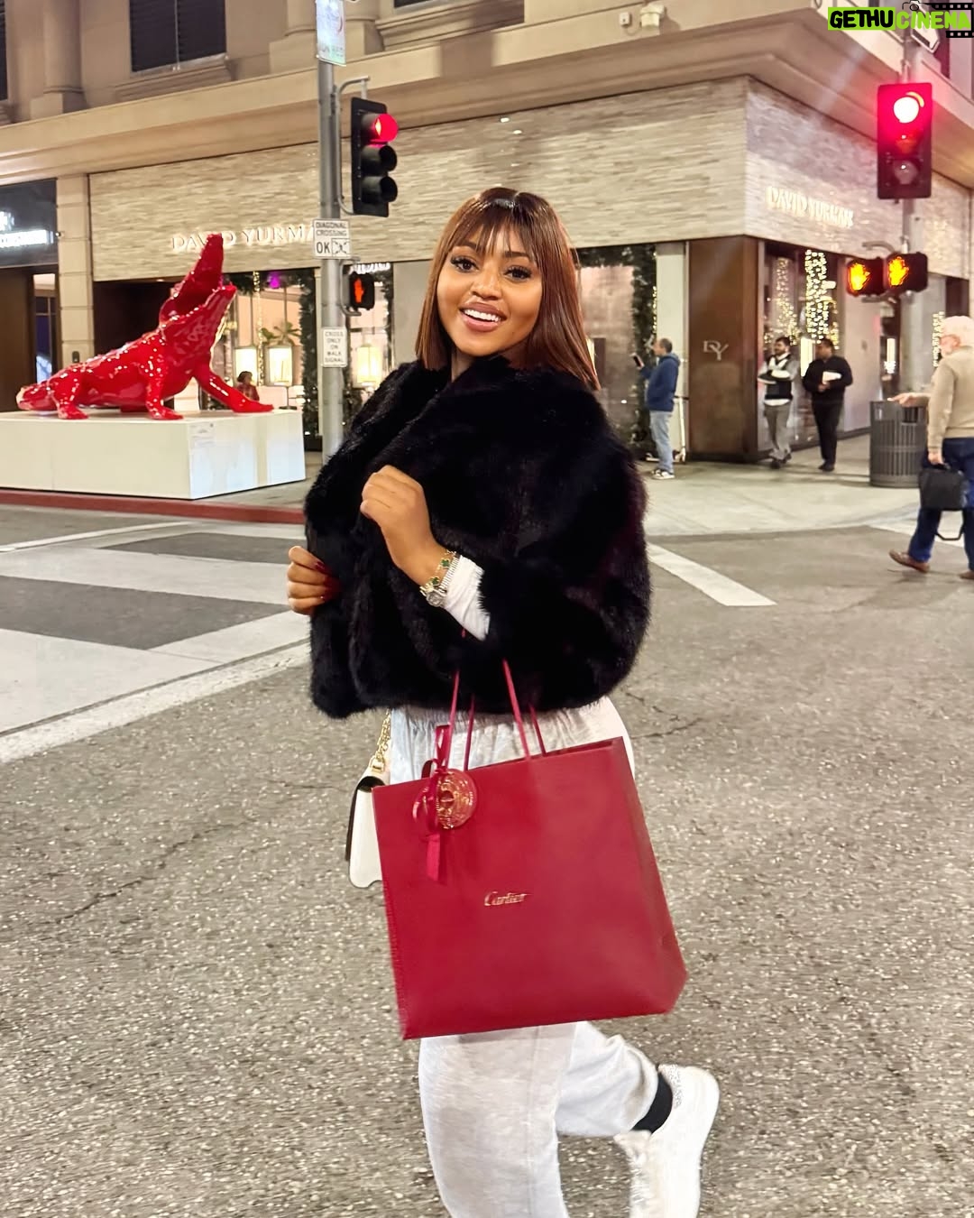 Regina Daniels - 220.4K Likes - Zaddy’s Princess 🤭 ✨😍👸