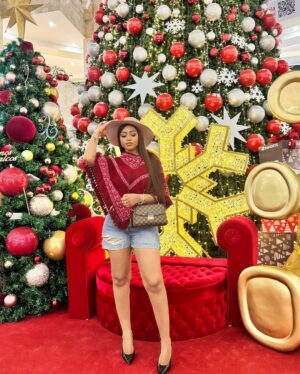 Regina Daniels Instagram - No replica cause I am the main man..1 of 1…10/10
🎶😁😍