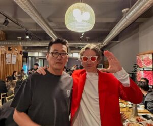Rho Hee-young Instagram - #영화로비vip시사회 #영화로비 #하정우 감독 응원하러 다모인 우리~~^^ 런던서 전시하러온
@philipcolbert 까지 함께 애파에서 ㅎ 
하정우표블랙코미디 
이런 다양성 컨텐츠들이 사랑받아야 마땅합니다..!!!
집에와😘 돌아와서도 골프치다가 꼭생각나서 키득 키득 ㅎ ㅎ ㅎ ㅎ ㅎ ㅎ ㅎ ㅎ 👏👏🪺👏🪺❤️❤️❤️❤️❤️❤️❤️😀😀😀😀😀😀😀😀😀
대한민국 영화를 지키기위해 주말엔 극장으로 go go go..!!!!!🚗🚗🚗🚗🚗🚗