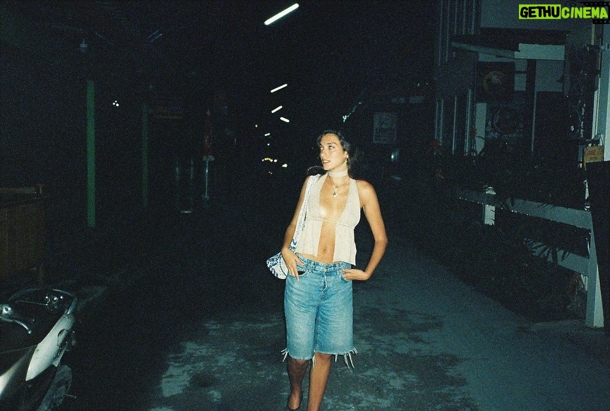 Rina Lipa - 24.1K Likes - koh lipe on film