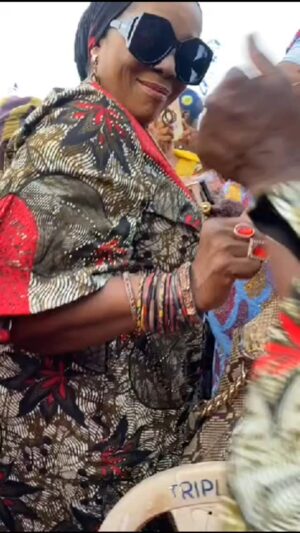 Rita Edochie Instagram - STAY TUNED OOOO I GET SOMETHING FOR YOU DIS EVENING OOOO......

 EVERYBODY HAS A LIFESTYLE  AND IF YOU DON'T LIKE MINE TOO BAD........................

GOOD MORNING AND HAPPY WEEKEND GREAT LOVERS OF RITA EDOCHIE 😘 😍🥰💚💚💚💚💚💚💚