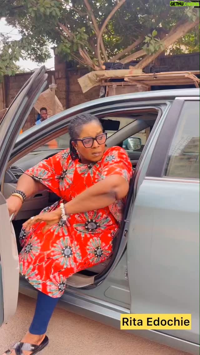 Rita Edochie - 18.7K Likes - https://youtube.com/@deereeinternational001?si=Fh6HcSbK7gu0kgiE
TITLE ; MAMA ONICHA NWANNEM NA GOVERNOR SOLUDO BOY .
ALL ON MORALS👌 .
FULL VIDEO , PLEASE JOIN MY YOUTUBE FAMILY NOOOOOW TO SUBSCRIBE , WATCH , LIKE , COMMENT , AND SHARE .
THIS IS THE TIME I NEED YOUR LOVE TOWARDS ME MOOOOOORE .
GREAT LOVERS OF RITA EDOCHIE NGWUNU LET'S MOOOOOOOOVE 😘😍🥰💚💚💚💚💚💚💚
